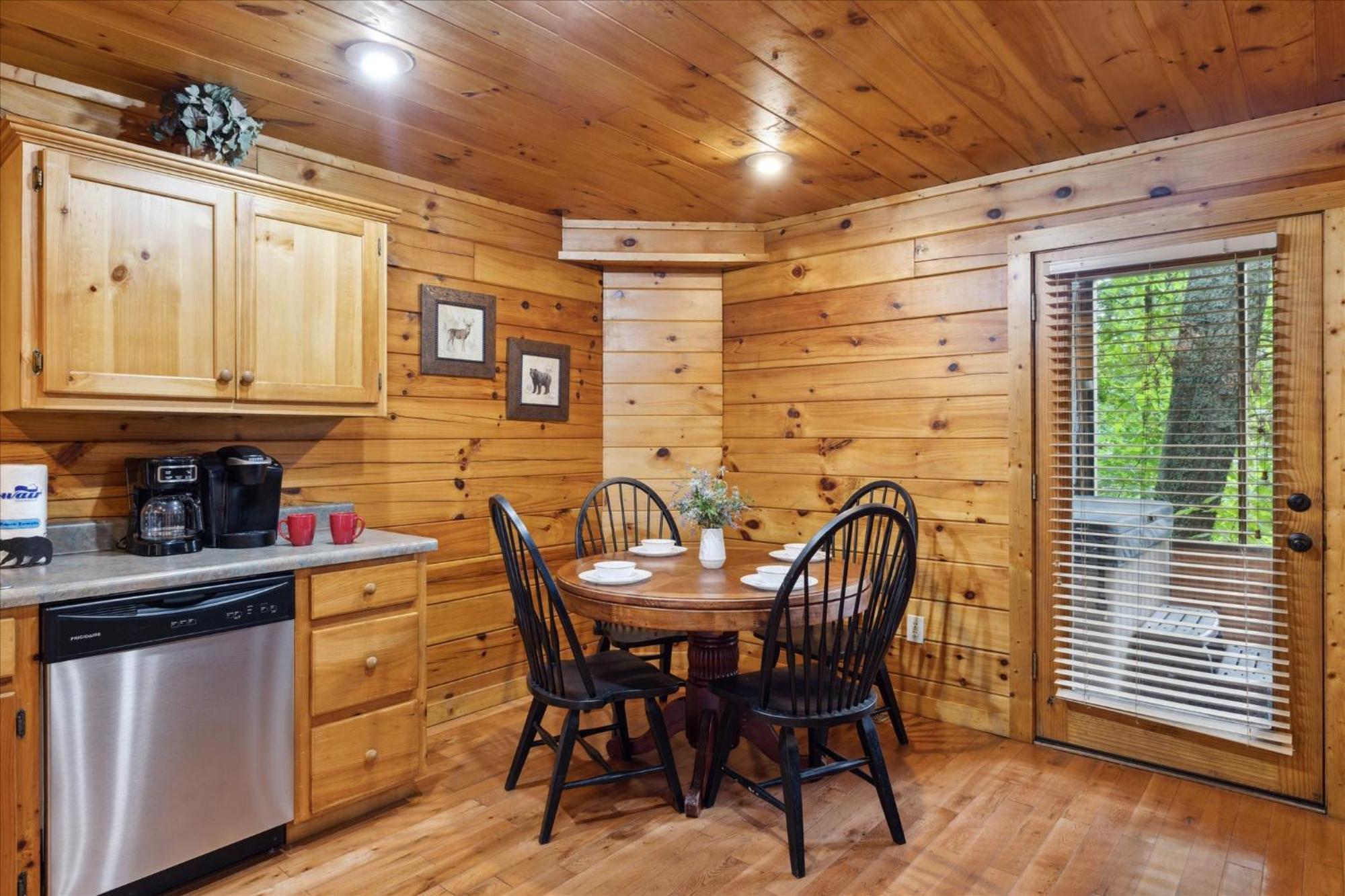Views, Game Room And Hot Tub Bearway To Heaven Sevierville Exterior foto